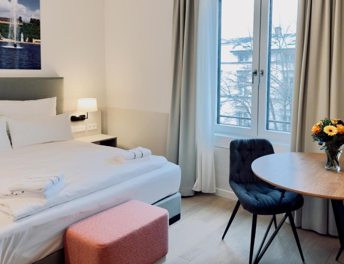 Elisapart - Apartments Am Sommerschloss Потсдам Екстериор снимка