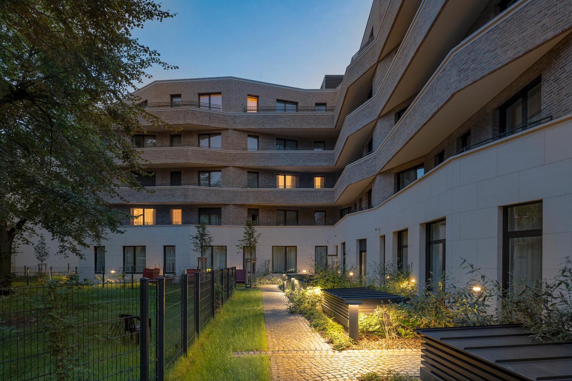 Elisapart - Apartments Am Sommerschloss Потсдам Екстериор снимка